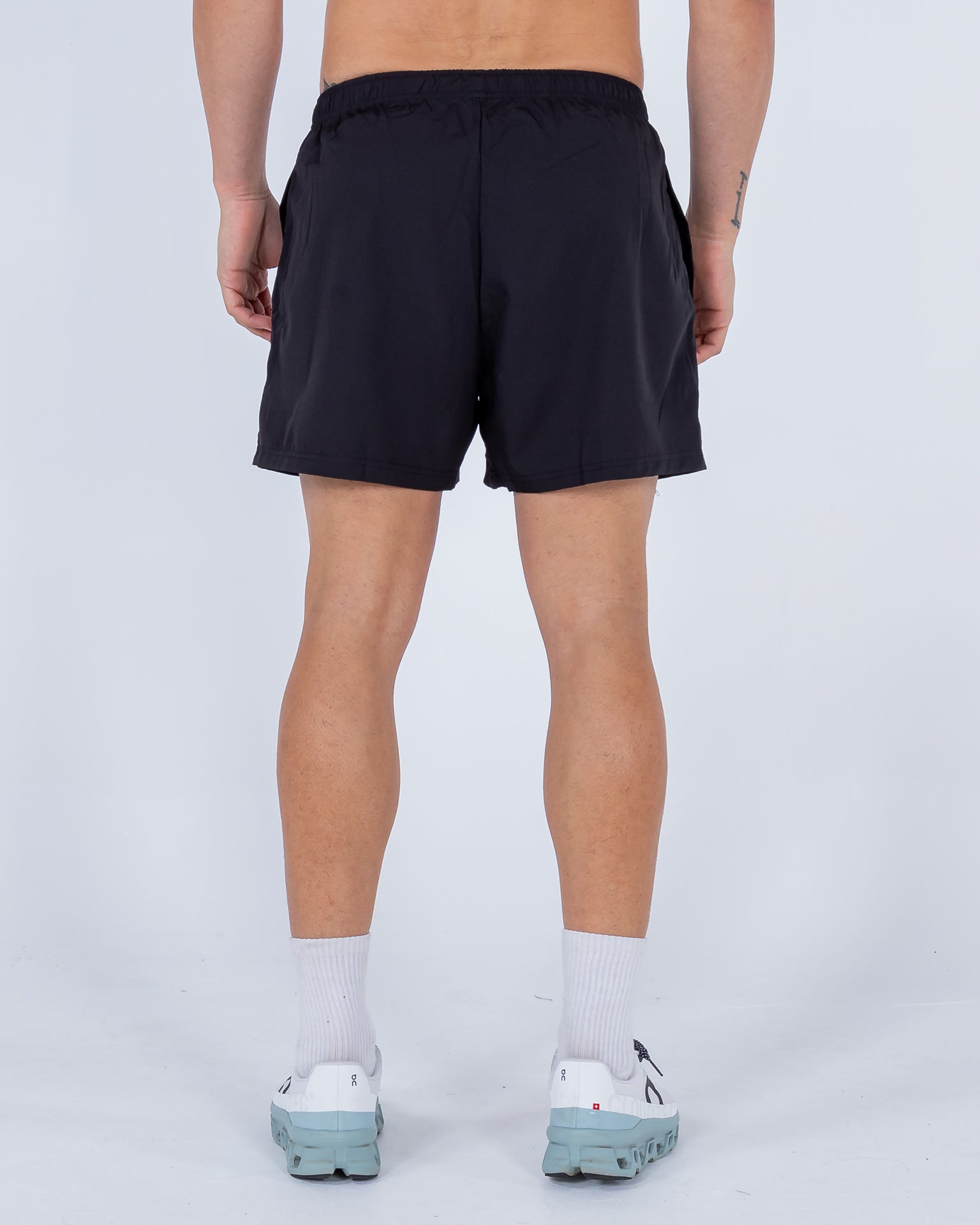 Black 5 best sale inch shorts